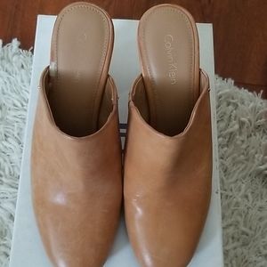 Tan Mules